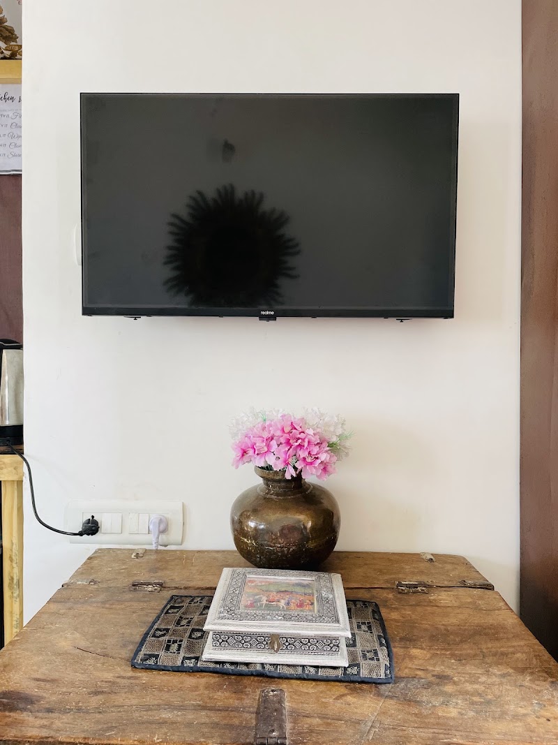 Raghuniwas - Home Stay - Raghuniwas - Home Stay, 14, Ganga Gali, Old City, Silawatwari, Udaipur, Rajasthan 313004, India
