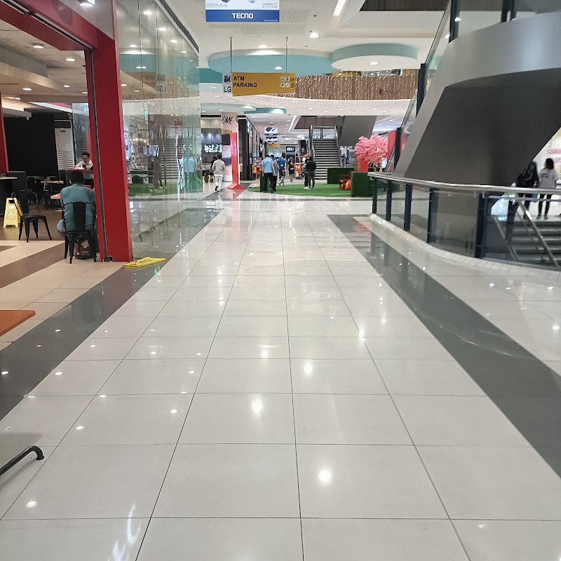 SM City Bicutan - SM City Bicutan, Doña Soledad Avenue, corner South Luzon Expy, Parañaque, 1709 Metro Manila, Philippines