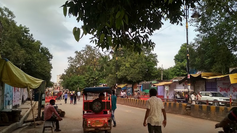 Maidagin Crossing - Maidagin Crossing, Maidagin Xing, Varanasi, Uttar Pradesh 221001, India