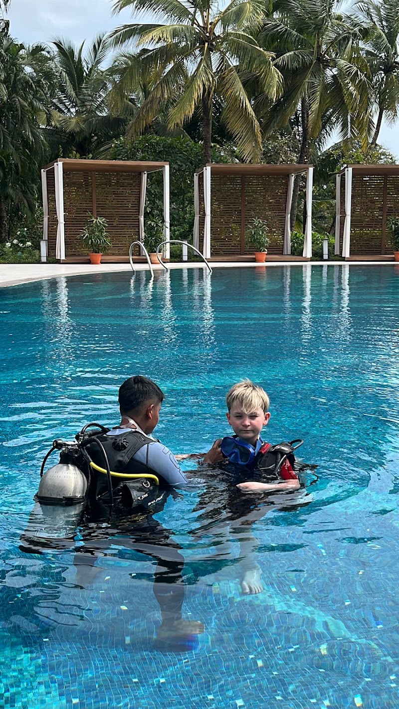 FlyingFish Scuba School - FlyingFish Scuba School Novotel Resort and Spa, Candolim, Goa 403516, India