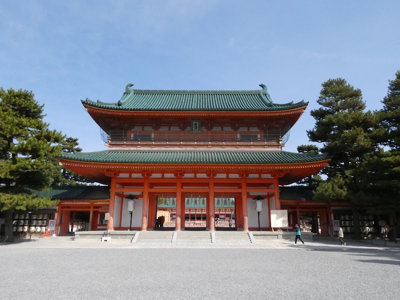 Heian-Jingu Shrine Grand Torii - Heian-Jingu Shrine Grand Torii 9 Okazaki Seishōjichō, Sakyo Ward, Kyoto, 606-8343, Japan