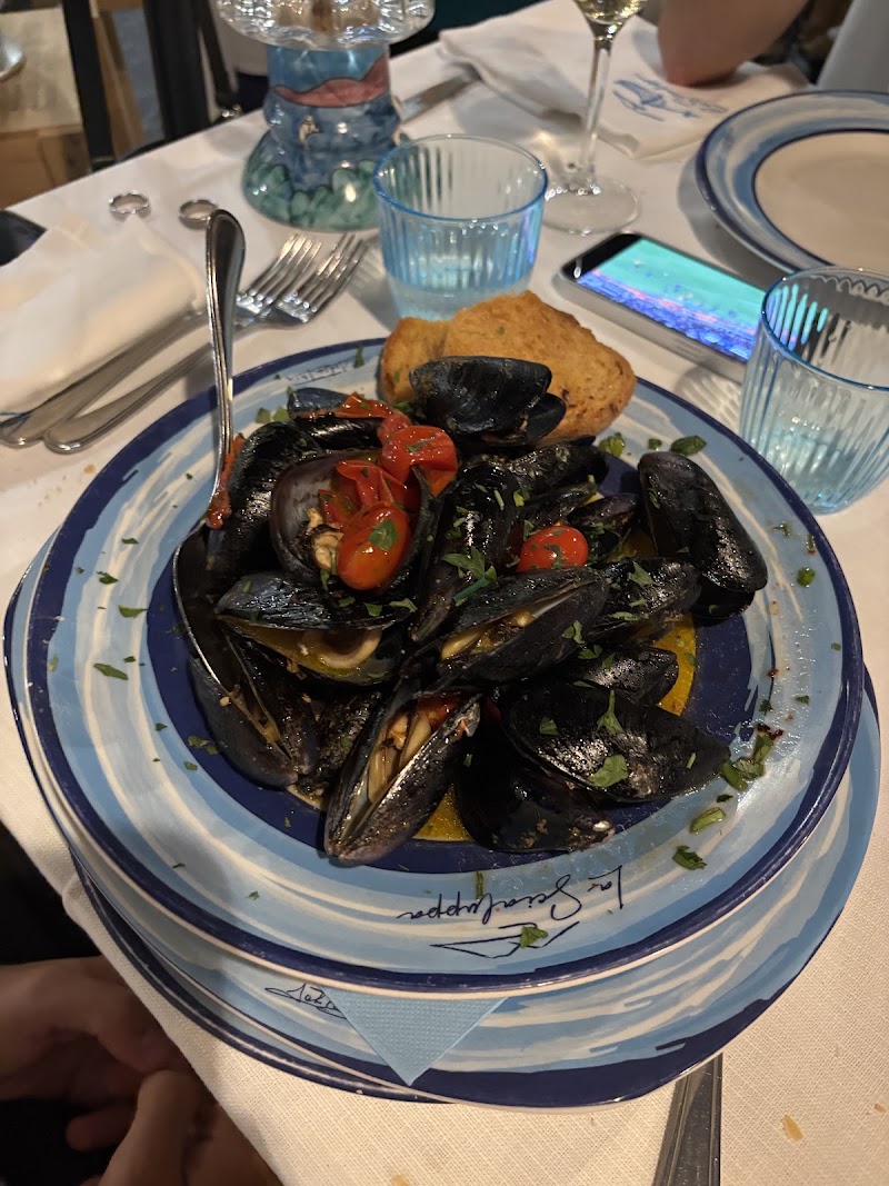 La Scialuppa Restaurant - La Scialuppa Restaurant, Piazzetta Marinari, 5, 80132 Napoli NA, Italy