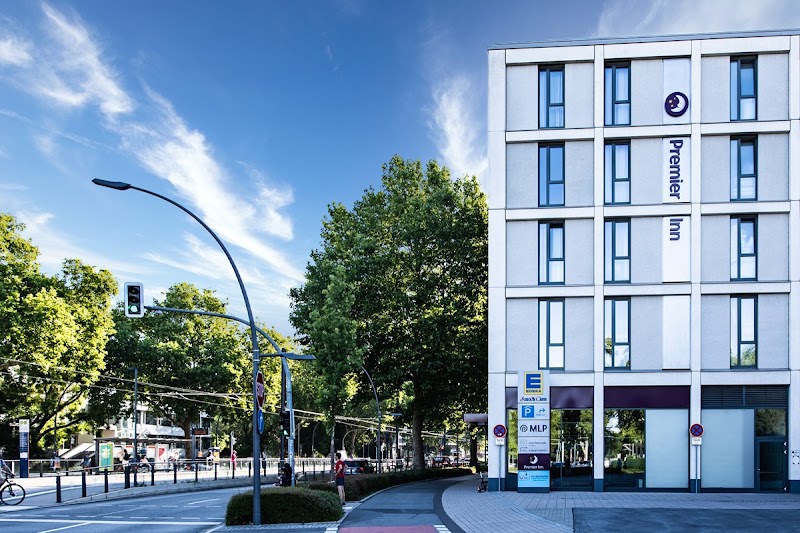 Premier Inn Heidelberg City Zentrum Hotel - Premier Inn Heidelberg City Zentrum Hotel, Kurfürsten-Anlage 23, 69115 Heidelberg, Germany