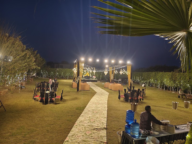 Vintage home - Vintage home, 85HH+RF5, Ram Nagar, Shivlalpur Pandey, Kishanpur Dolia, Uttarakhand 263140, India