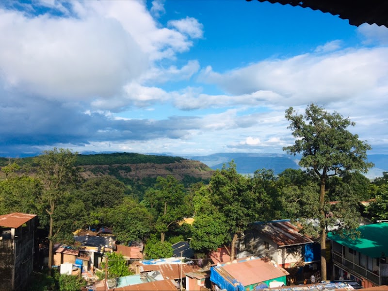 AHMED COTTAGE - AHMED COTTAGE, RAILWAY STATION, USMAN VALGE ROAD, near MATHERAN, opp. ROSHAN PALACE, Matheran, Maharashtra 410102, India