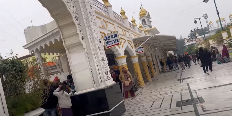 Bangla Sahib Road - Bangla Sahib Road, Bangla Sahib Rd, New Delhi, Delhi 110001, India