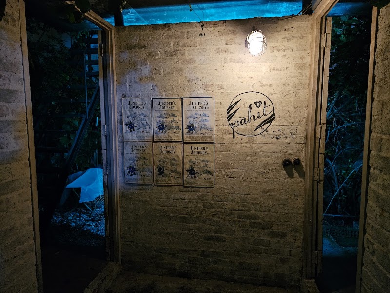 Pahit - Pahit, 3, Jln Sin Chew Kee, Bukit Bintang, 50150 Kuala Lumpur, Wilayah Persekutuan Kuala Lumpur, Malaysia