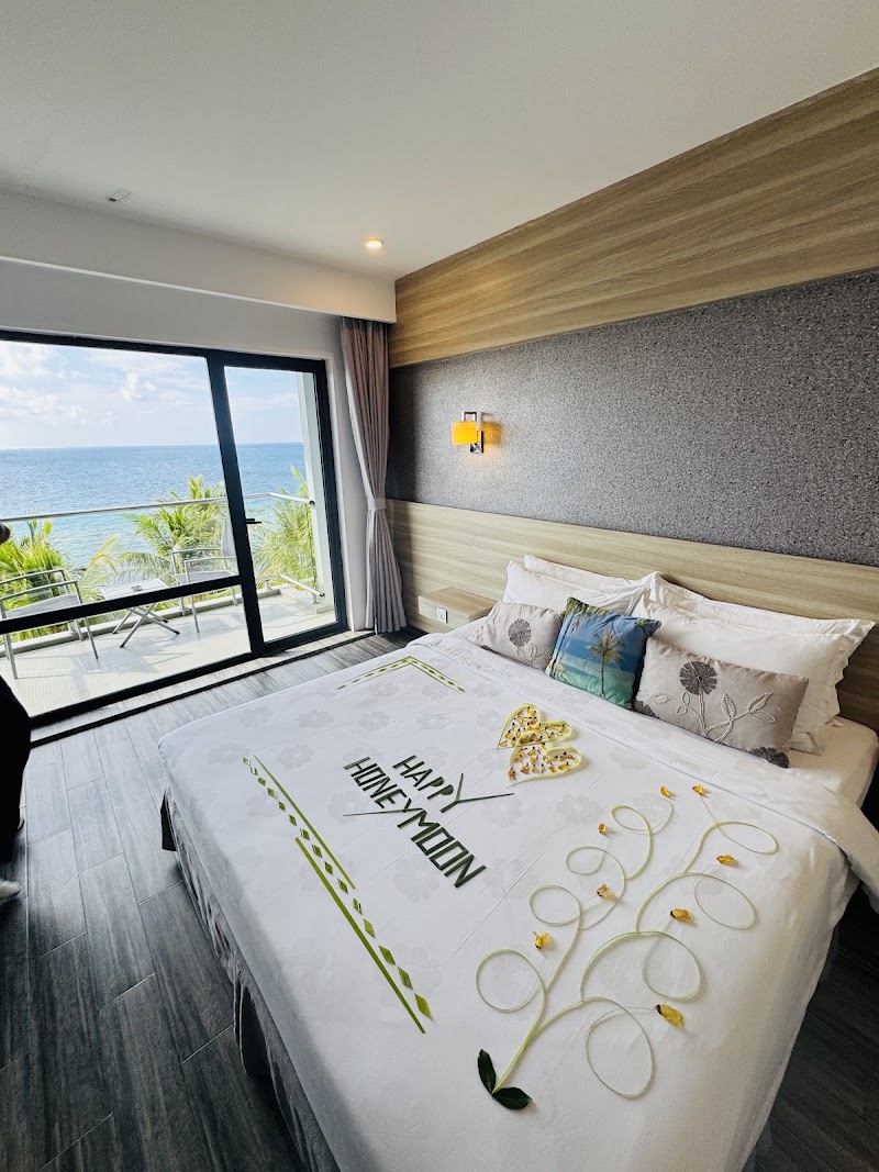 Kaani Grand Seaview - Kaani Grand Seaview Aabaadhee Hingun Road, Maafushi 08090, Maldives