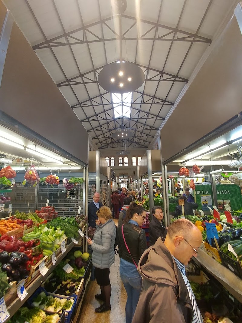 Mercato delle Erbe - Mercato delle Erbe, Via Ugo Bassi, 25, 40121 Bologna BO, Italy