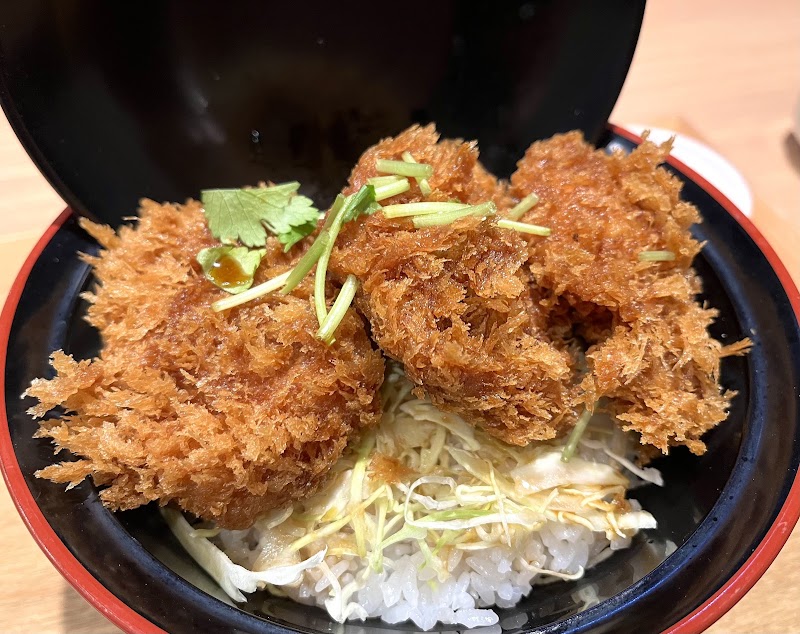 Yokozuna Tonkatsu Dosukoi Tanaka - Yokozuna Tonkatsu Dosukoi Tanaka, 3-chōme-1-11 Tatekawa, Sumida City, Tokyo 130-0023, Japan