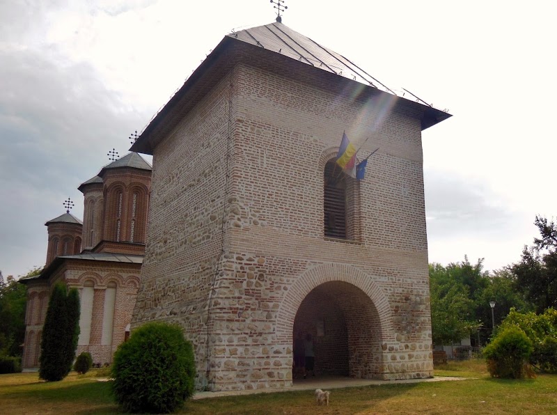 Snagov Monastery - Snagov Monastery, Strada Mânăstirea Vlad Ţepeş, 077117 Siliștea Snagovului, Romania