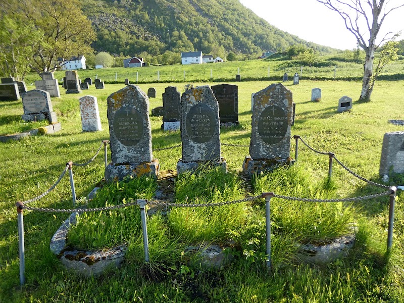 Gimsøy Kirke - Gimsøy Kirke, Gimsøy, 8314 Gimsøysand, Norway