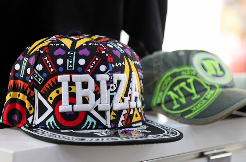 Ibiza´s Shop - Ibiza´s Shop, Carrer de Sant Mateu, 3, 07820 Sant Antoni de Portmany, Illes Balears, Spain