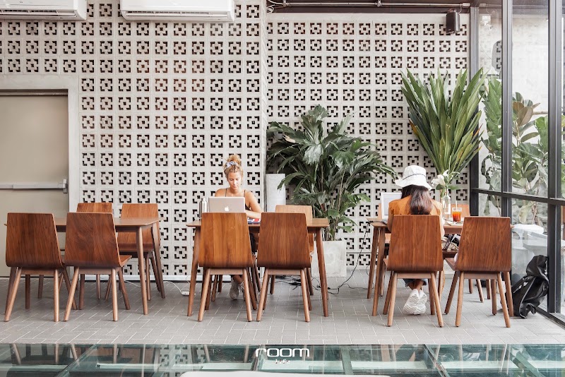 Luk Hostel (ลุก โฮสเทล) - Luk Hostel (ลุก โฮสเทล) 382, 384-386 Soi Wanit 1, Khwaeng Chakkrawat, Khet Samphanthawong, Krung Thep Maha Nakhon 10100, Thailand