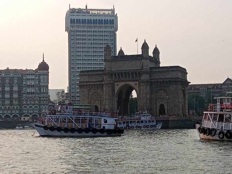 CST Railway Station - CST Railway Station WRQM+XVM, Dhobi Talao, Chhatrapati Shivaji Terminus Area, Fort, Mumbai, Maharashtra 400001, India