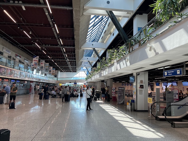 Sarajevo International Airport - Sarajevo International Airport, Kurta Schorka 36, Sarajevo 71000, Bosnia and Herzegovina