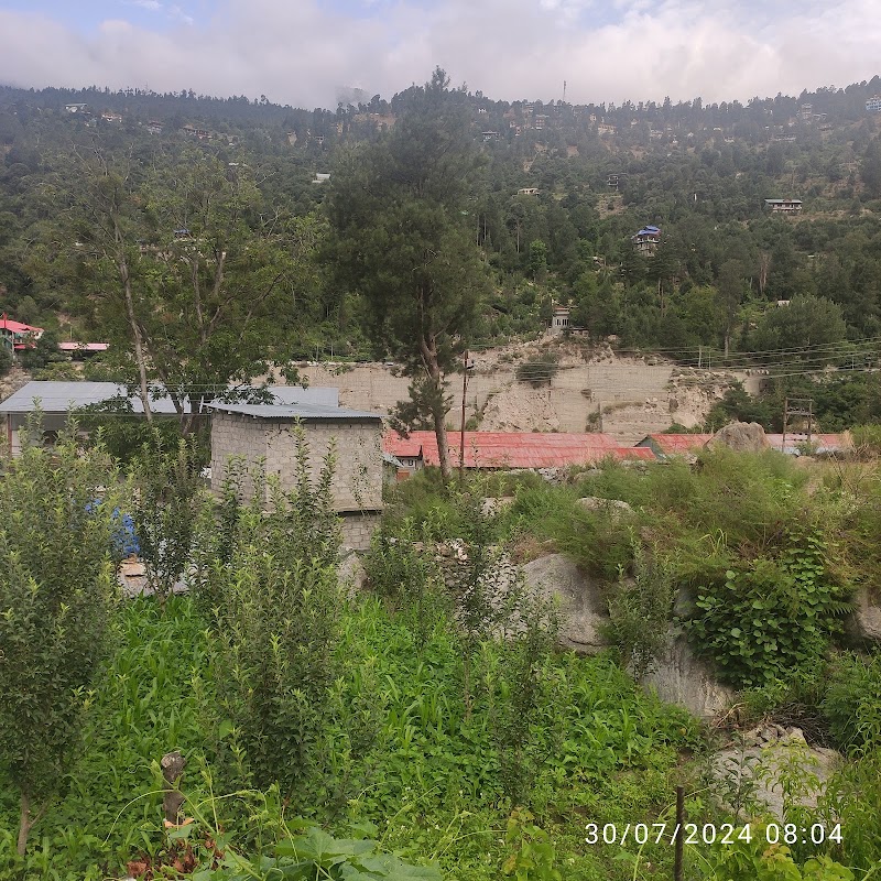 THE NATURE RETREAT HOMESTAY & CAFE