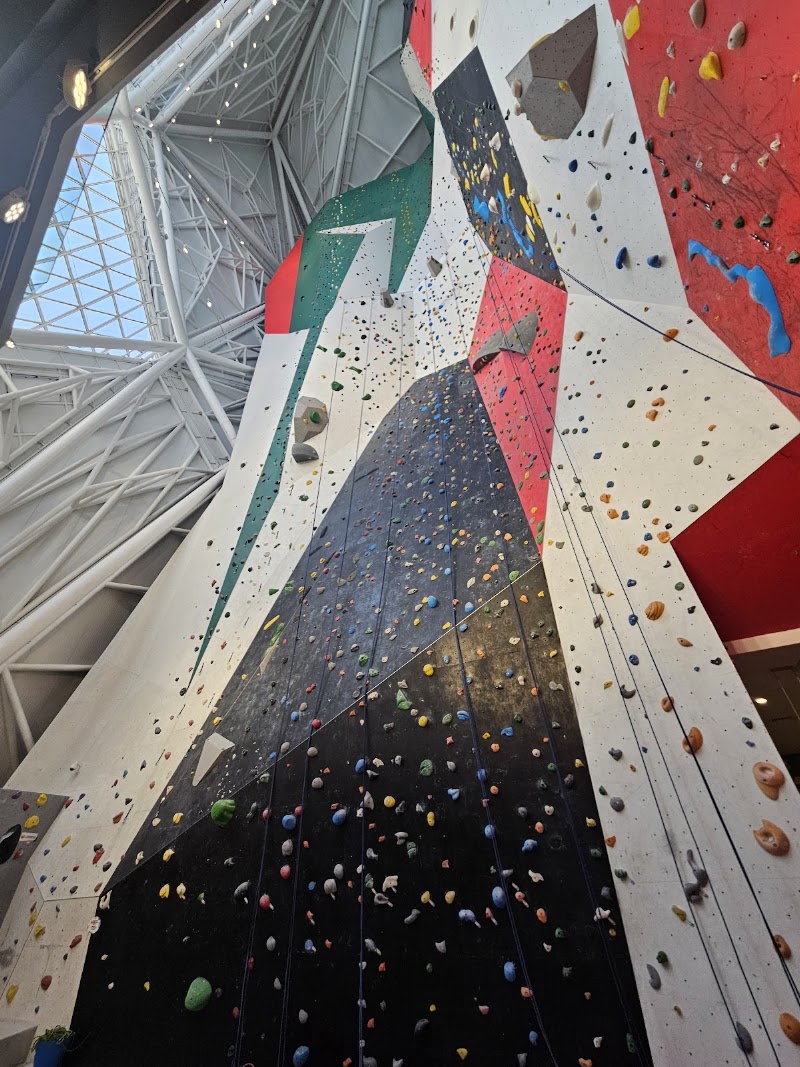 CLYMB Yas Island, Abu Dhabi