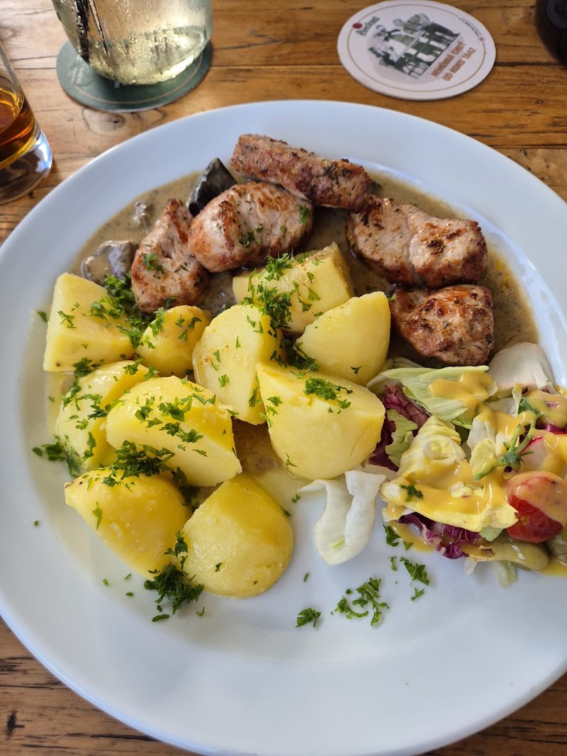 Restaurace Praha - Restaurace Praha, Hřensko 37, 407 17 Hřensko, Czechia
