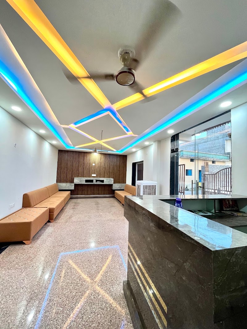 Manya Palace - Manya Palace ward no 07, 9J3P+J8 shyam colony, Orchha, Madhya Pradesh 472246, India