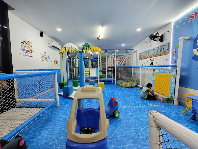 Shark Do Do Do Play and Dine - Shark Do Do Do Play and Dine, near, Great Eastern Rd, near RK Mall, Maruti Vihar, Kota, Raipur, Chhattisgarh 492099, India