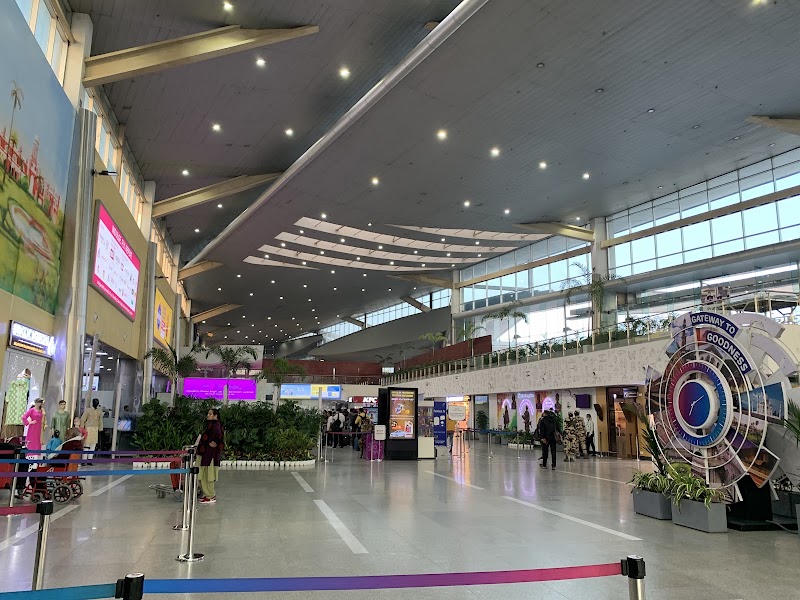 Chaudhary Charan Singh International Airport - Chaudhary Charan Singh International Airport Amausi, Lucknow, Uttar Pradesh 226009, India