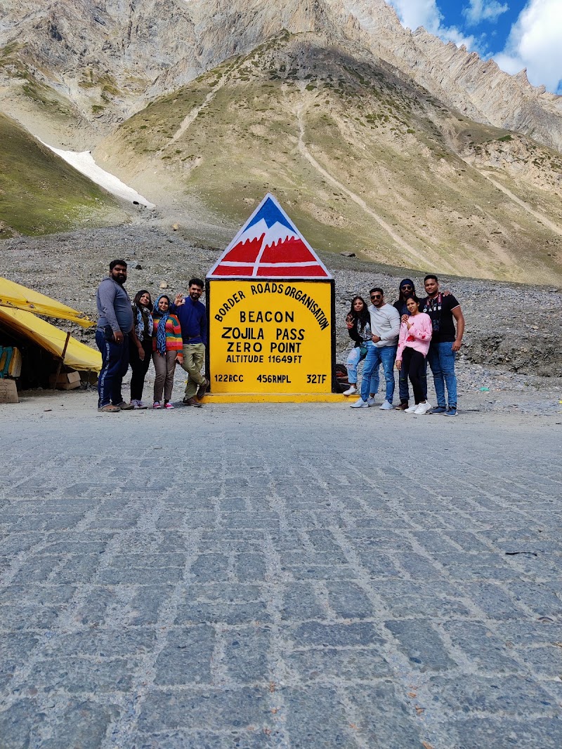 Zojila Pass (Zero Point)
