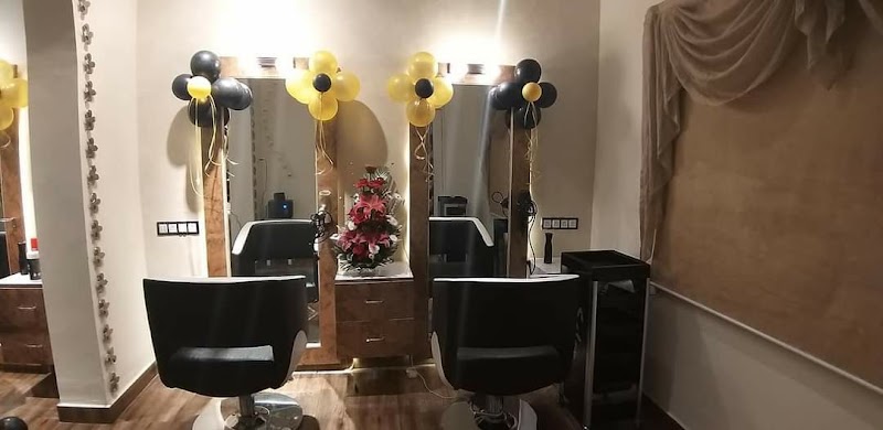 BR Salon And Makeup studio - BR Salon And Makeup studio near dolphin pride, Adarsh Nagar, LIC Colony, Mowa, Raipur, Chhattisgarh 492014, India