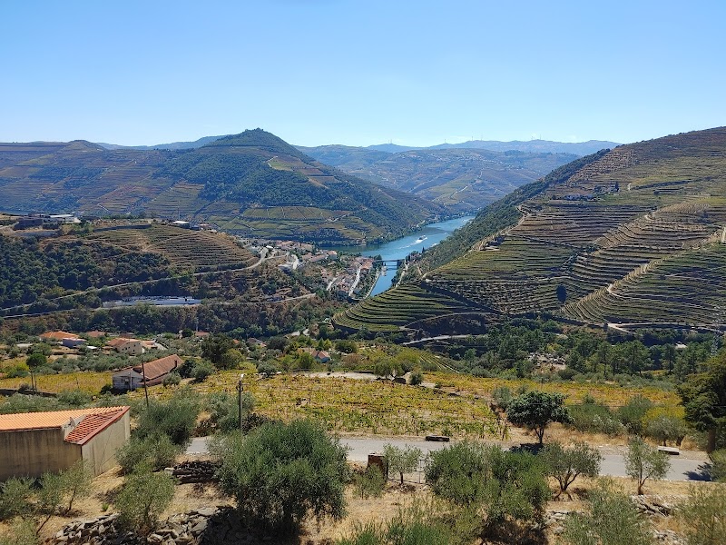 EFun Tours - Porto & Douro Tours - EFun Tours - Porto & Douro Tours, Rua da África, Armazém 223, 4400-002 Vila Nova de Gaia, Portugal