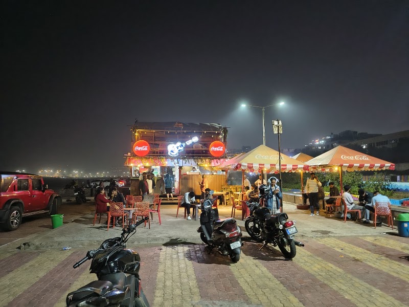 Pop Up Cafe & Restaurant - Pop Up Cafe & Restaurant Beach Rd, Gokul Park Parking, opposite Novotel Hotel, Visakhapatnam, Andhra Pradesh 530002, India