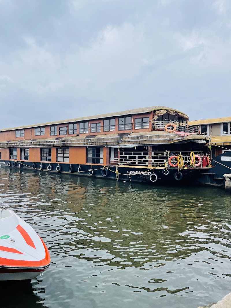 Finishing Point (Houseboat boading point) - Finishing Point (Houseboat boading point) G922+MW6, Finishing Point Rd, Punnamada, Finishing Point, Alappuzha, Kerala 688013, India