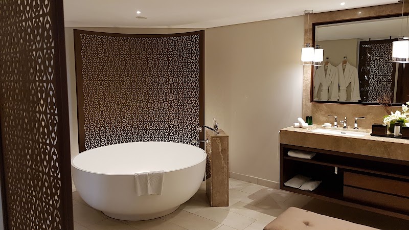 Royal Palm Beachcomber Luxury - Royal Palm Beachcomber Luxury, MU, Royal Road, Grand Baie 30512, Mauritius