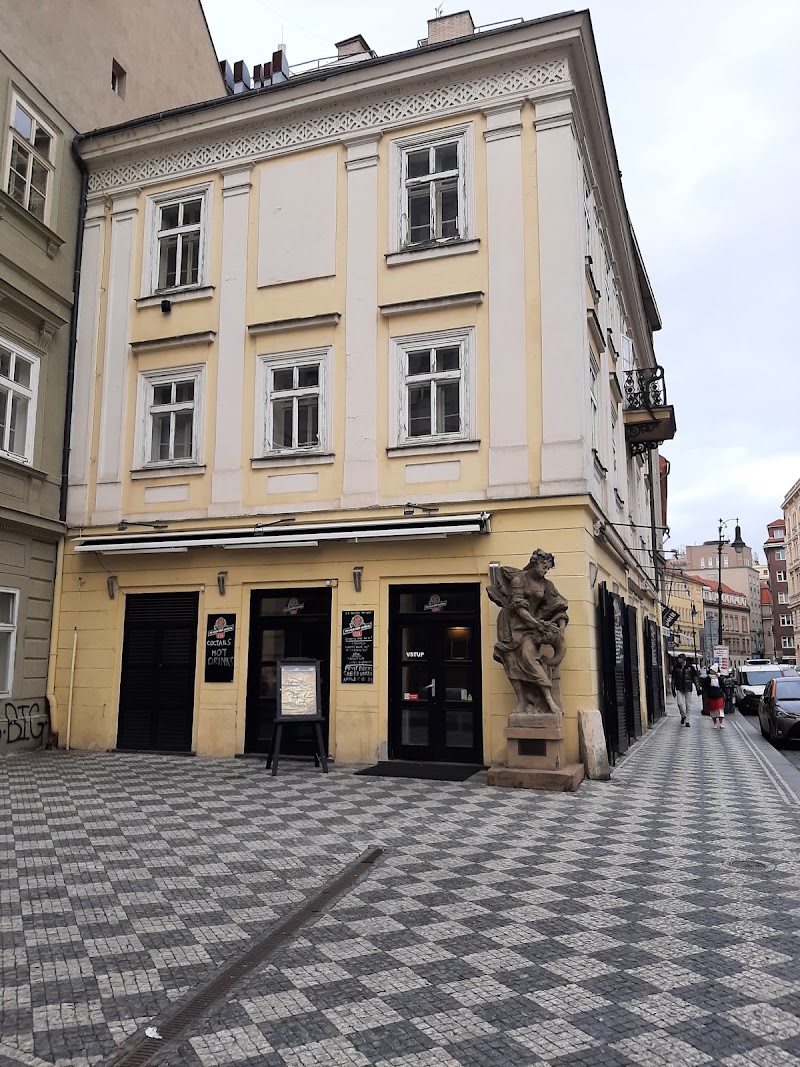 Dlouhá - Dlouhá, 110 00 Praha 1-Staré Město, Czechia