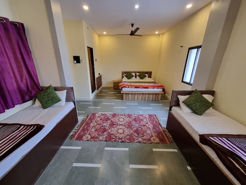Hotel Shree Shivtam - Hotel Shree Shivtam A- 5/18 Mahakal Vanijya Kendra, opposite Police Station, Nanakheda, Mahakal Vanijya, Ujjain, Madhya Pradesh 456010, India