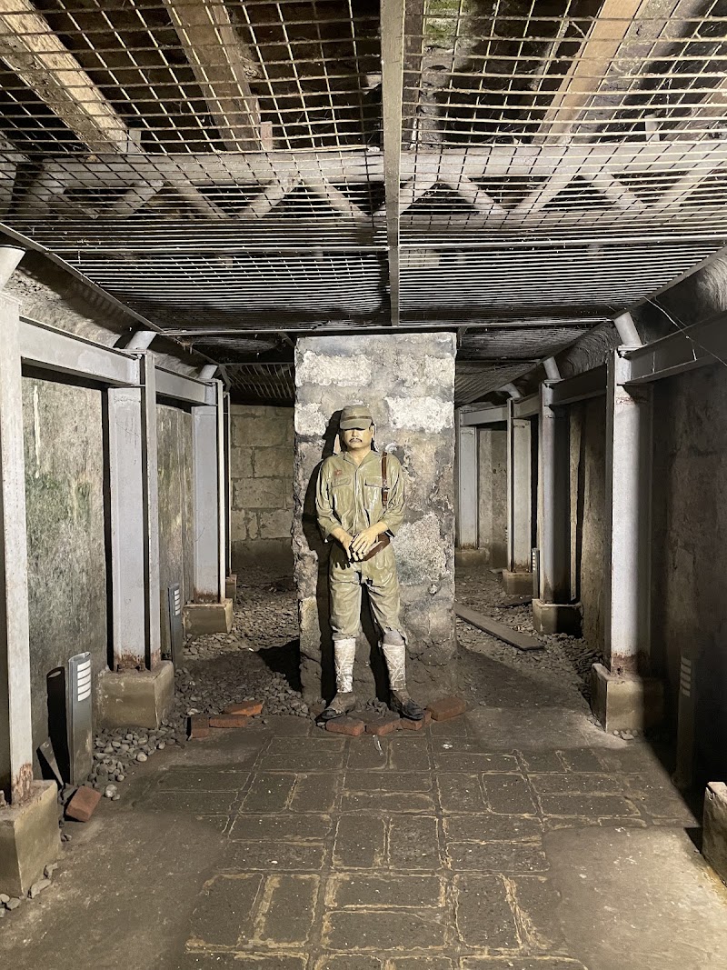 The Dungeons of Fort Santiago - The Dungeons of Fort Santiago, HXW9+2R8, Gen Mona St Cor Sta Clara St Fort Santiago Maestranza, Brgy 655 Zone 69, Manila, 1032 Metro Manila, Philippines