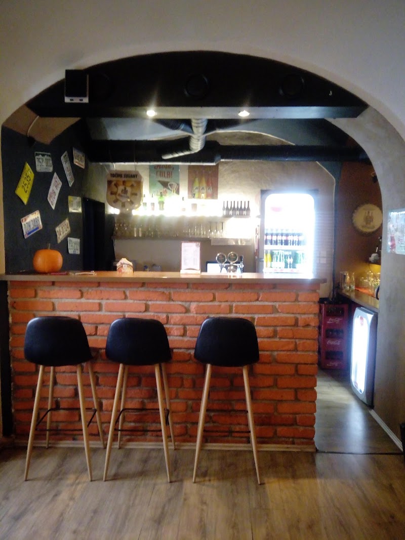 Columbus burger restaurant - Columbus burger restaurant 3, Heydukova 164, Vnitřní Město, 397 01 Písek-Písek 1, Czechia