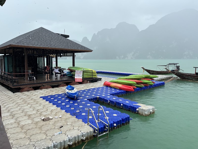 Nang Prai Raft House - Nang Prai Raft House, Ratchaprapha, ตำบลเขาพัง อำเภอบ้านตาขุน สุราษฎร์ธานี 84230, Thailand