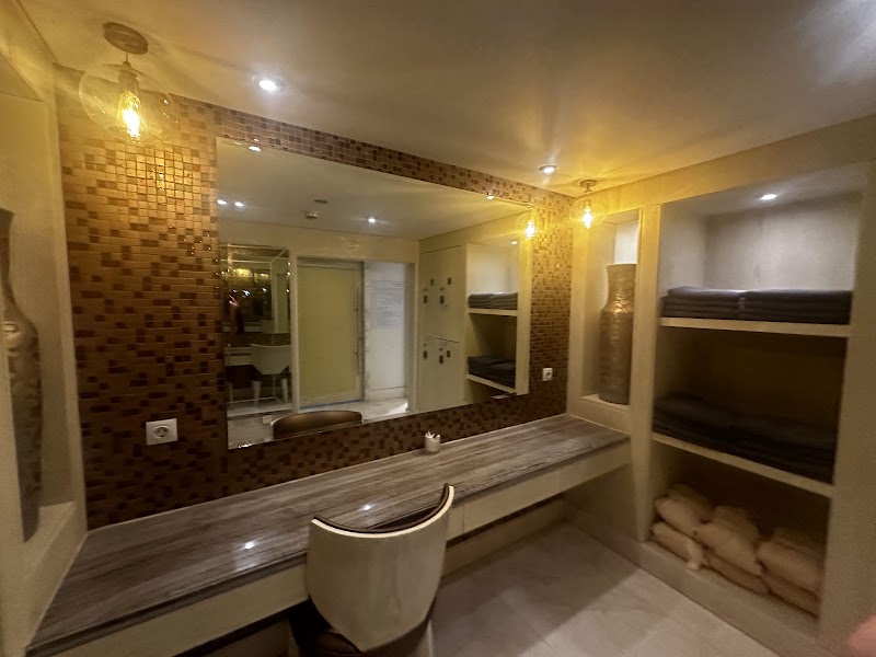 Saray Spa - Saray Spa, Cairo Marriott Hotel -16 Saray El Gezira, Zamalek Cairo, عمر الخيام، الزمالك، محافظة القاهرة‬ 11211, Egypt