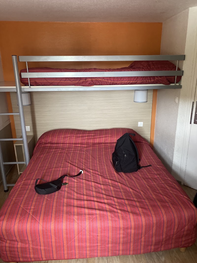 Hôtel Heco Calais centre gare - Hôtel Heco Calais centre gare 3 Quai du Danube, 62100 Calais, France