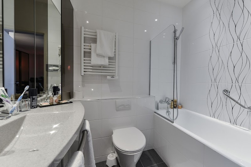 Hotel - Hotel 10 Rue Pierre Semard, 75009 Paris, France