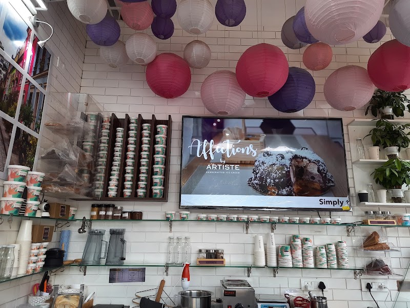 Artistes - Handcrafted Ice Cream - Artistes - Handcrafted Ice Cream, Shop no. 1, Ground Floor, Sector 42-43 Rapid Metro Station, Golf Course Rd, Parsvnath Exotica, DLF Phase 5, Sector 53, Gurugram, Haryana 122011, India