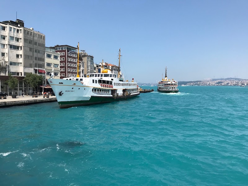 Kadıköy- Haydarpaşa İskelesi - Kadıköy- Haydarpaşa İskelesi, Kemankeş Karamustafa Paşa, Rıhtım Cd. No:33, 34425 Beyoğlu/İstanbul, Türkiye