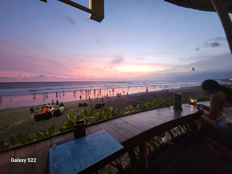 FINNS Beach Club - FINNS Beach Club Jl. Pantai Berawa No.99, Canggu, Kec. Kuta Utara, Kabupaten Badung, Bali 80361, Indonesia
