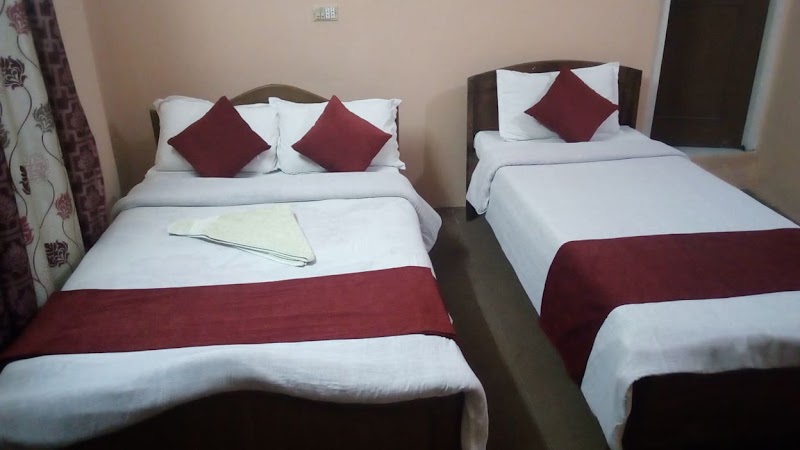 Hotel Ice View Pokhara - Hotel Ice View Pokhara Phirkhe Side Path , Lakeside, House Number 27, पोखरा 33700, Nepal