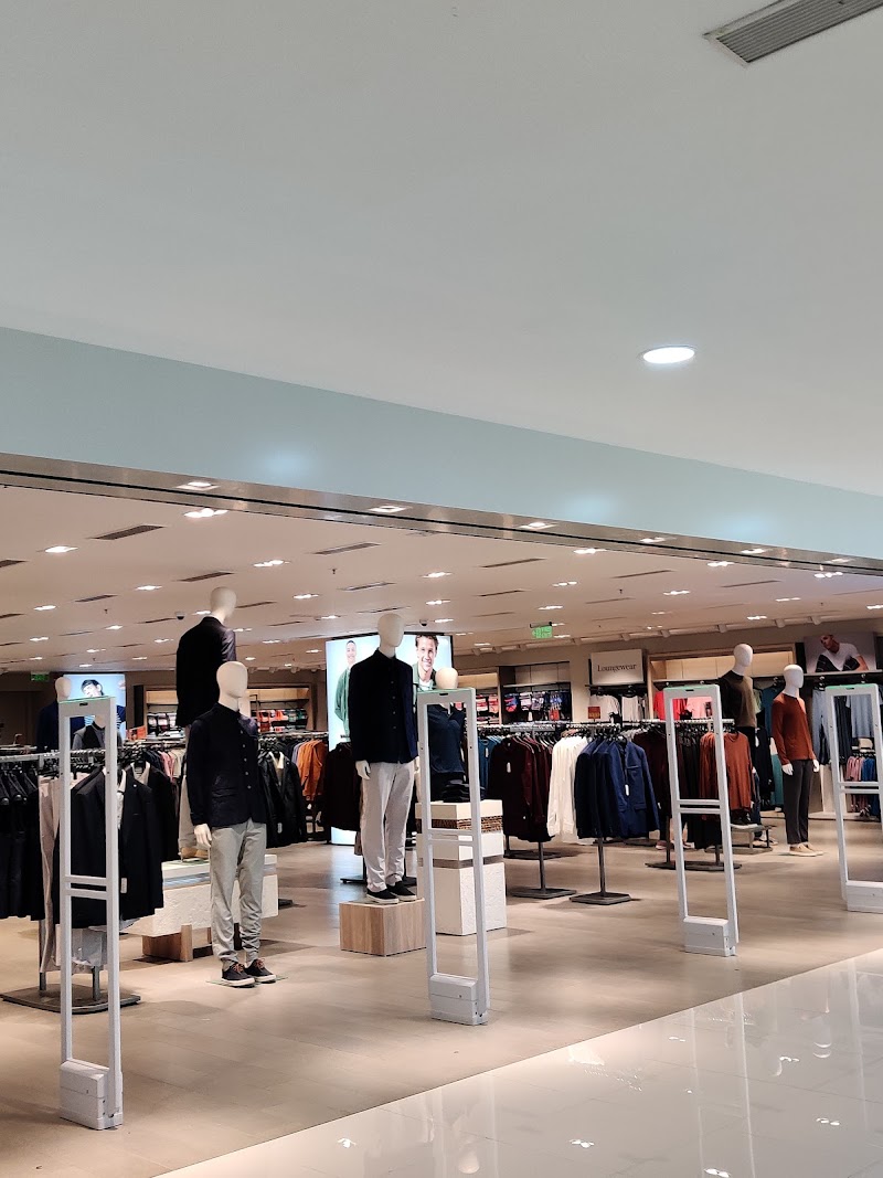 Marks & Spencer