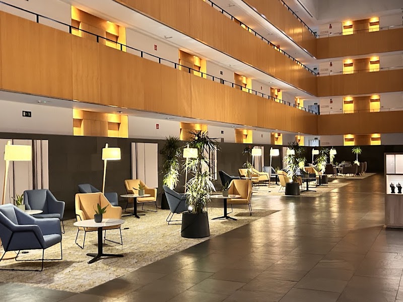 INNSiDE by Meliá Barcelona Aeropuerto - INNSiDE by Meliá Barcelona Aeropuerto Plaça del, Polígono Mas Blau II, Plaça Pla de l'Estany, 1-2, 08820 El Prat de Llobregat, Barcelona, Spain