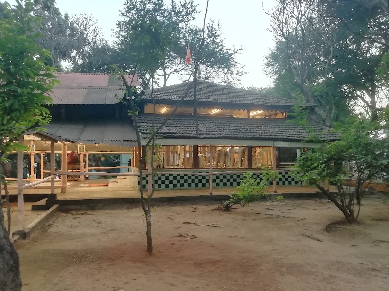 Sadguru Shri Jangli Maharaj Samadhi Temple - Sadguru Shri Jangli Maharaj Samadhi Temple GVG2+J5M, Revenue Colony, Pune, Maharashtra 411005, India