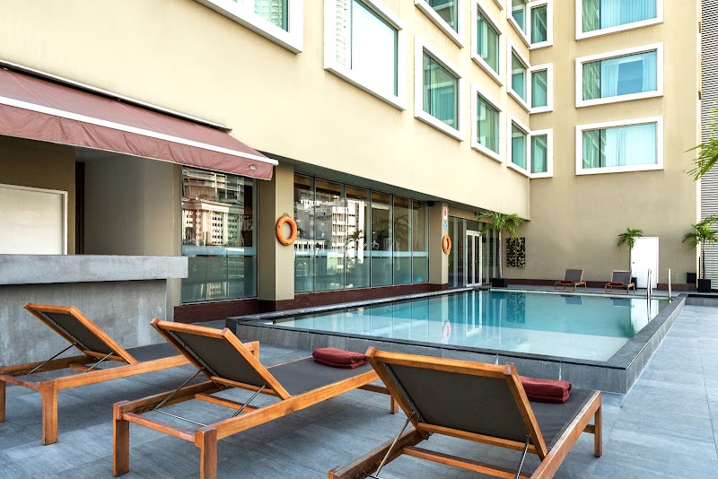 Hilton Garden Inn Bangkok Silom - Hilton Garden Inn Bangkok Silom 320 Silom Rd, Khwaeng Suriya Wong, Khet Bang Rak, Krung Thep Maha Nakhon 10500, Thailand