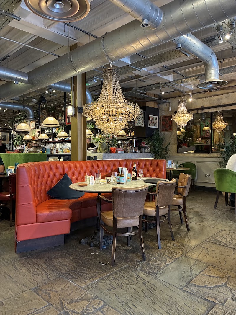 Bill's Cambridge Restaurant - Bill's Cambridge Restaurant 34-35 Green St, Cambridge CB2 3JX, UK