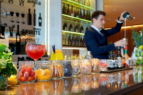 AC Hotel Diagonal L´Illa - AC Hotel Diagonal L´Illa Av. Diagonal, 555, Les Corts, 08029 Barcelona, Spain